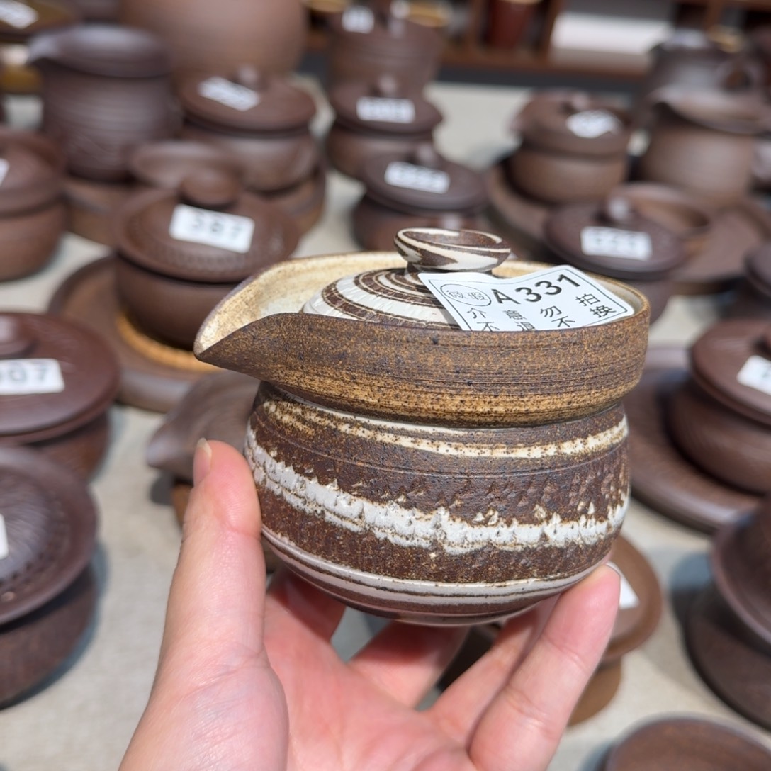 粗瓷茶具素色盖碗