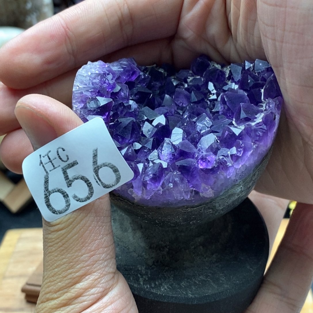 未镶嵌水晶大型摆件（非配饰）