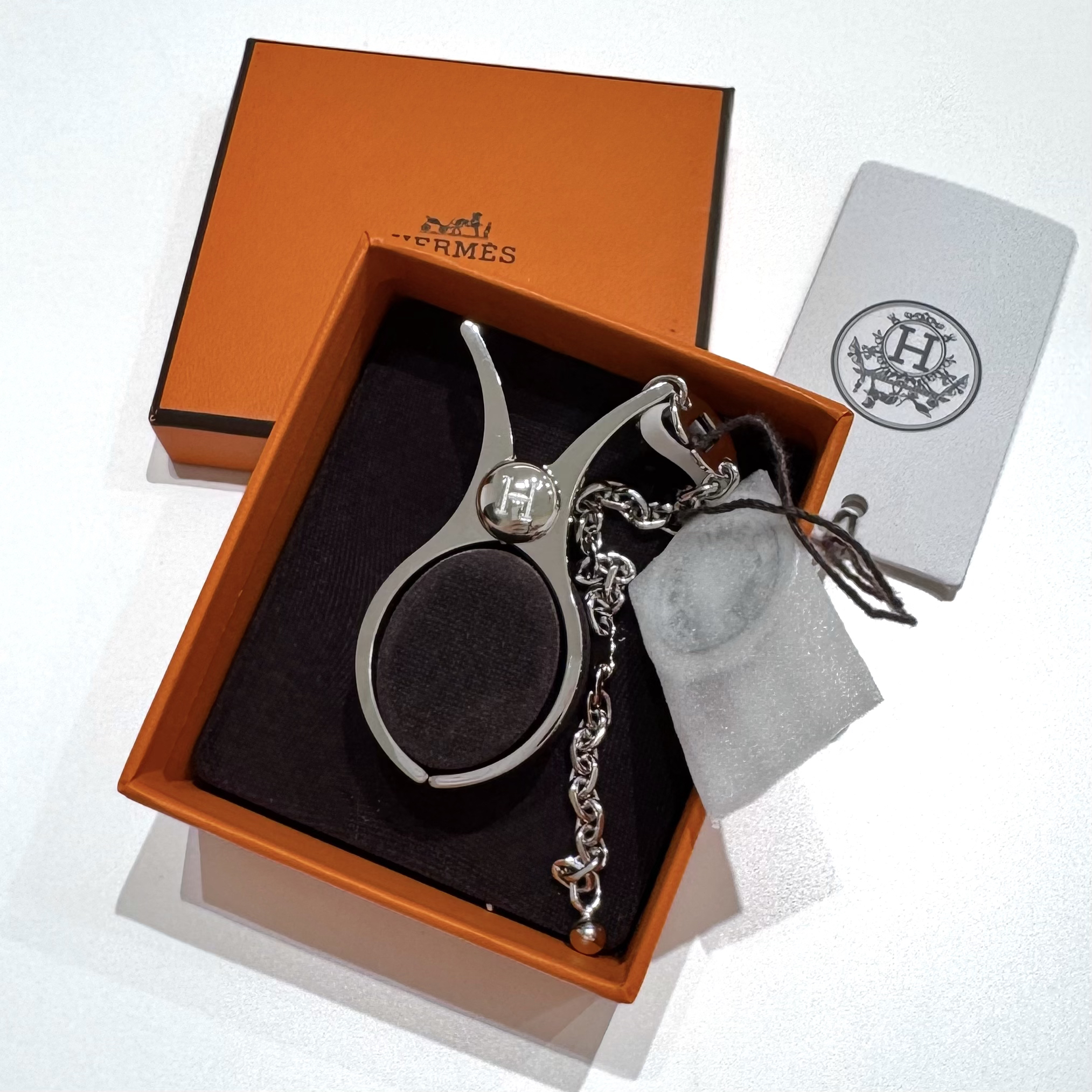 95新 Hermes/爱马仕 爱马仕银色手套夹包挂全套 45203376
