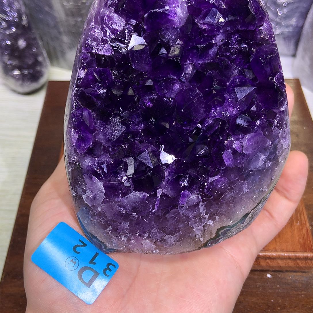 紫晶大型摆件（非配饰）未镶嵌