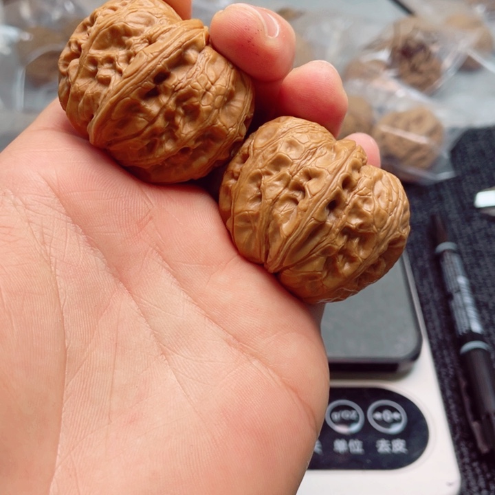 魔***魚吊坠文玩核桃元宝