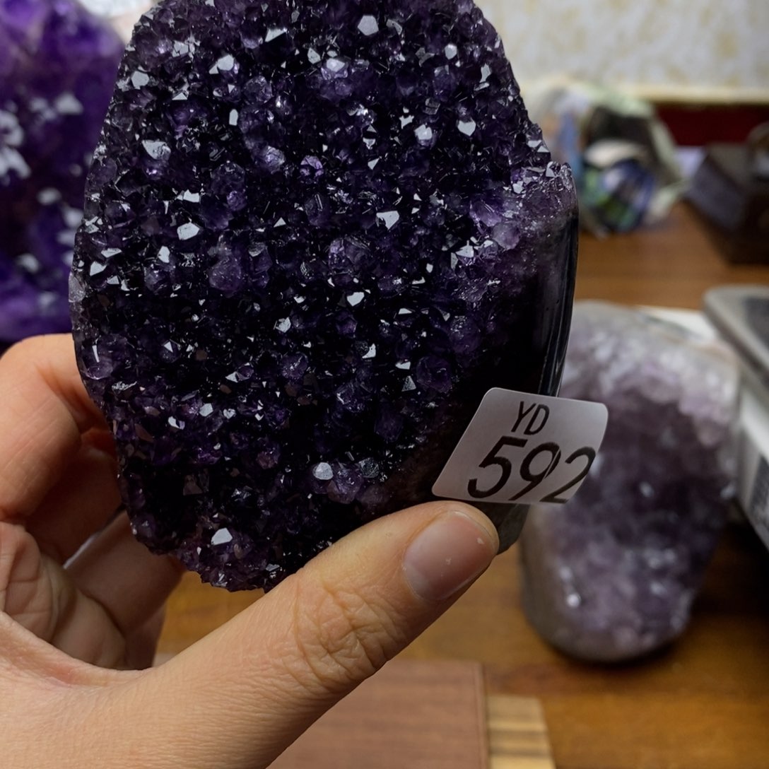 水晶大型摆件（非配饰）未镶嵌