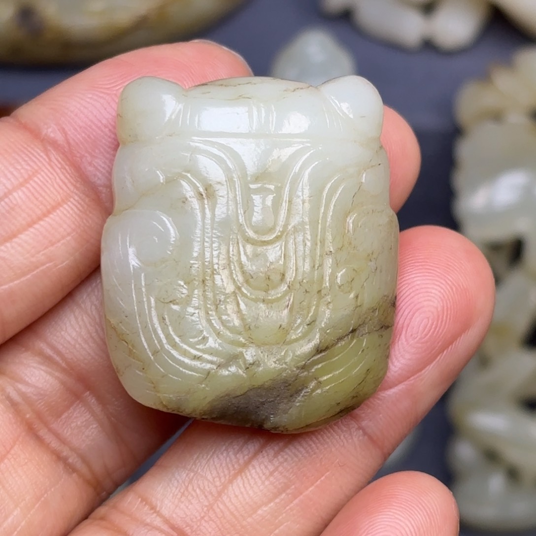 和田玉（糖玉）挂件未镶嵌