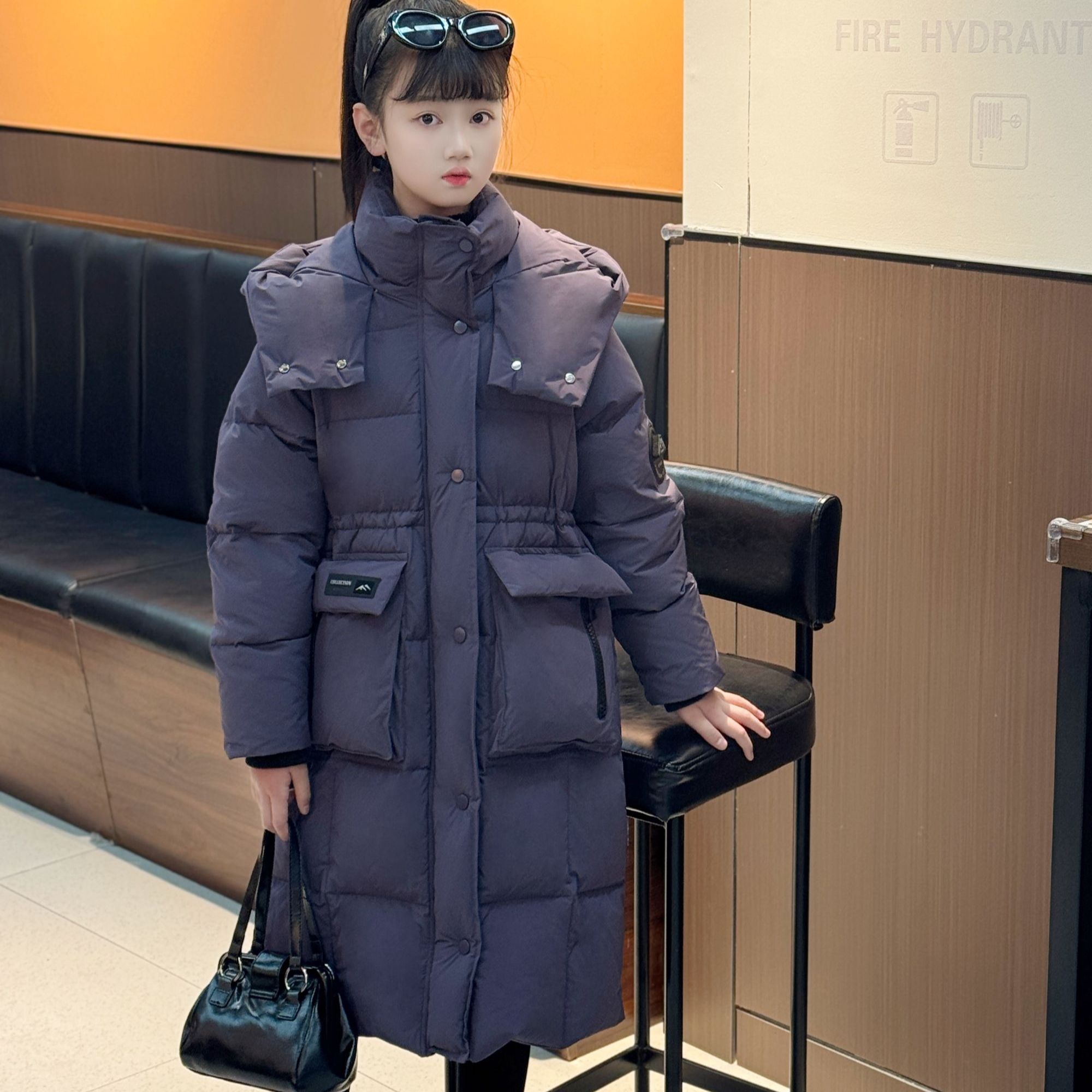 女童长款收腰连帽羽绒服2026新款中大童洋气韩版高品质加厚冬外套