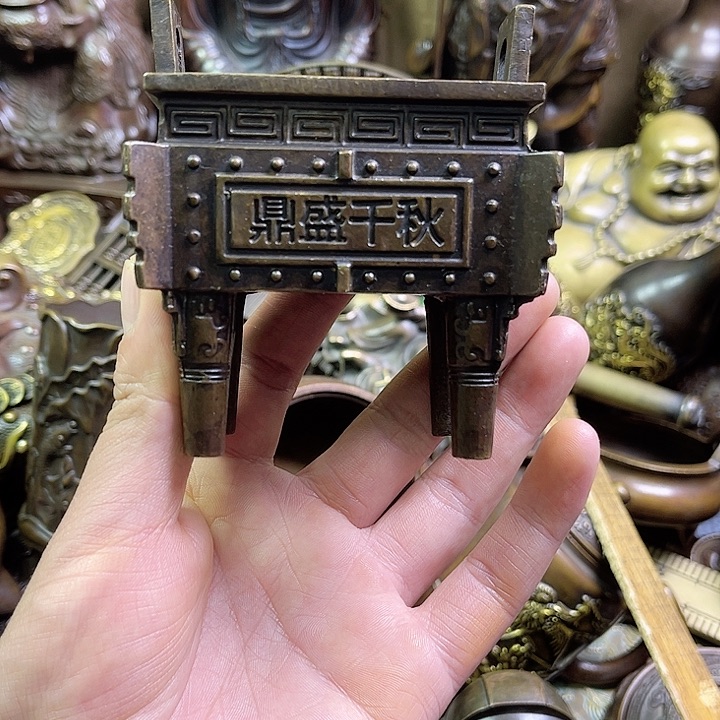 铜器85589989988699858888