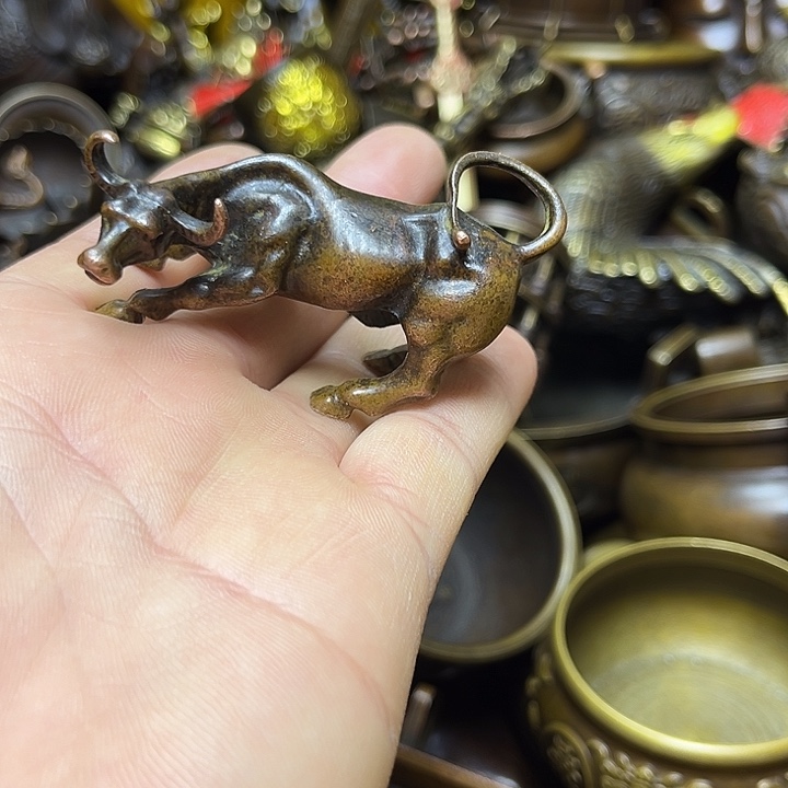 诚信经营精美铜器