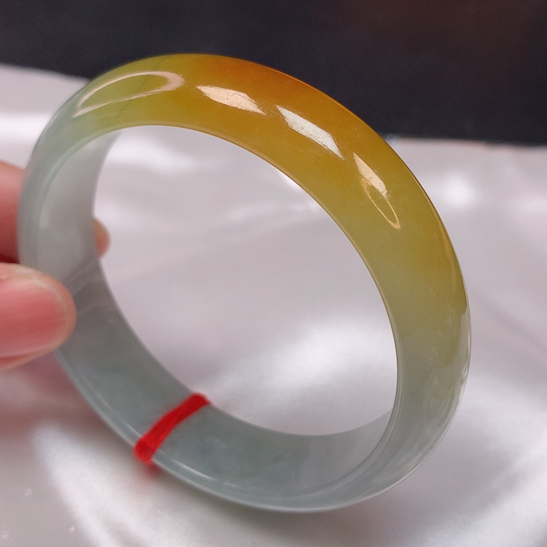 翡翠手镯未镶嵌余****就58分单2