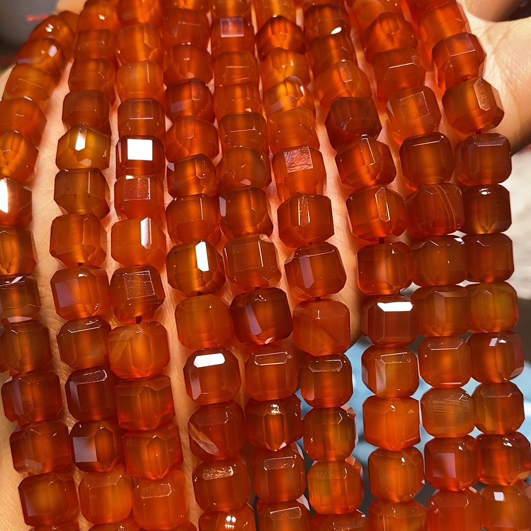 玛瑙/玉髓未镶嵌珠宝半成品天然红玛瑙方糖8mm一条