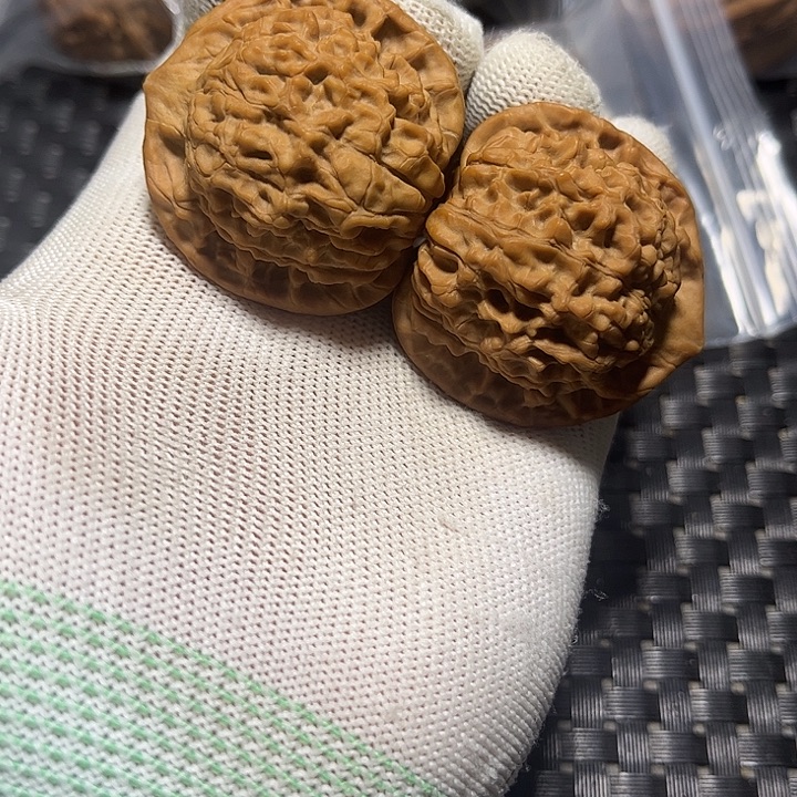 V***.吊坠文玩核桃官帽