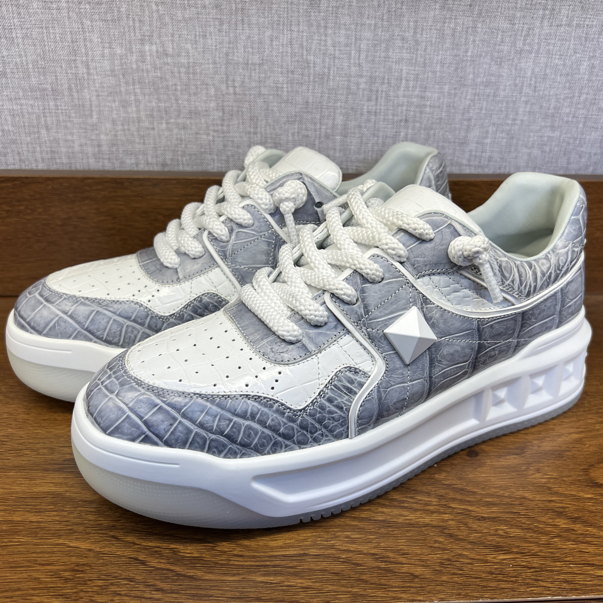 男款情侣装低帮鞋轻奢高端百搭鞋子厚底增高潮流鞋运动鞋感舒适