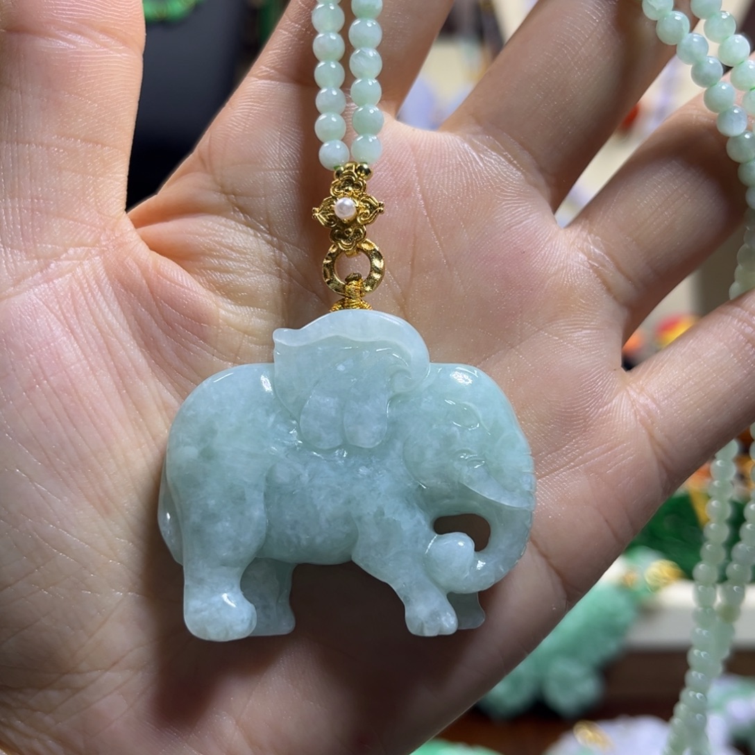 翡翠未镶嵌颈饰天然翡翠