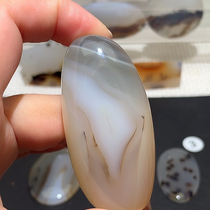 未镶嵌玛瑙/玉髓珠宝奇石