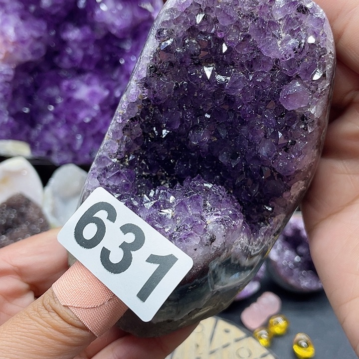 水晶大型摆件（非配饰）未镶嵌