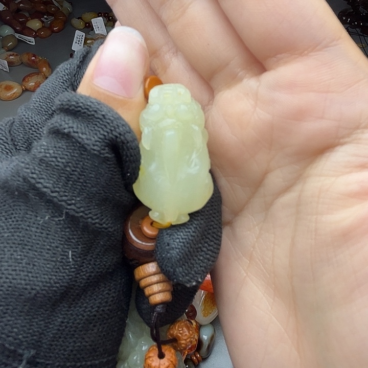 和田玉（糖玉）未镶嵌手链