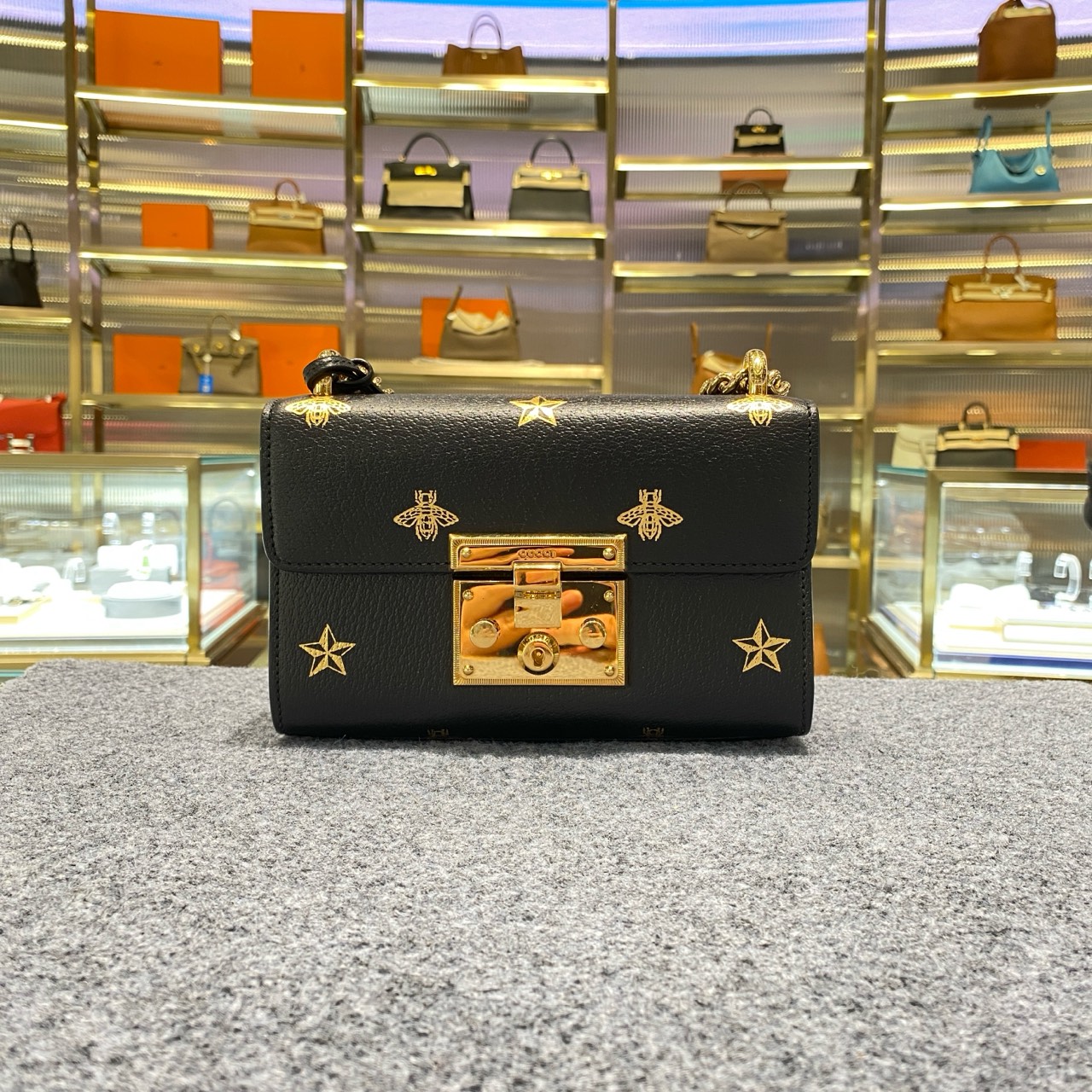 99新 GUCCI/古驰 古驰padlock蜜蜂月光宝盒链条包 20*8*12
