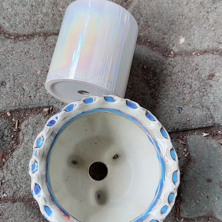 三足盆加白色笔筒多肉