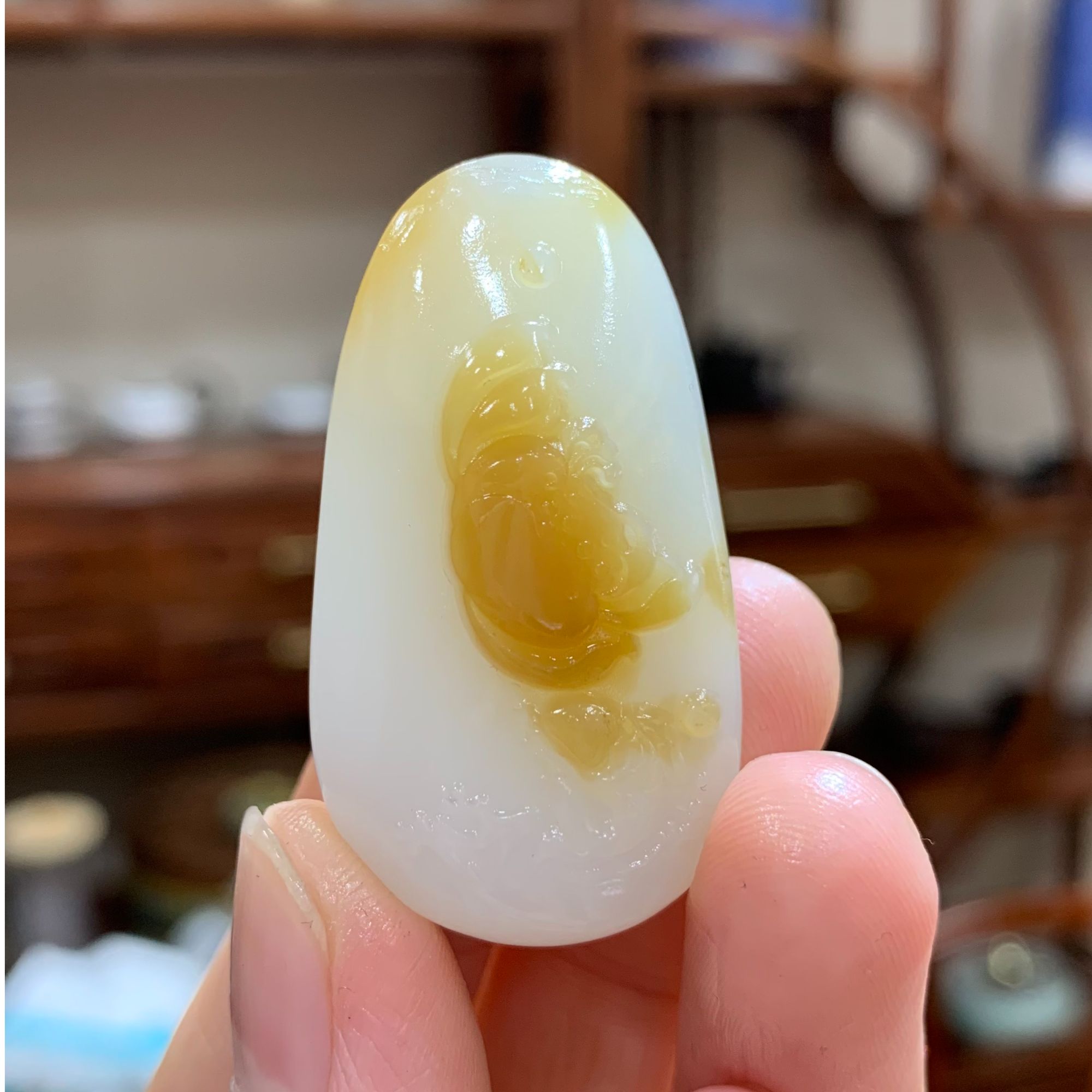 新疆和田玉羊脂白玉连年有余挂件