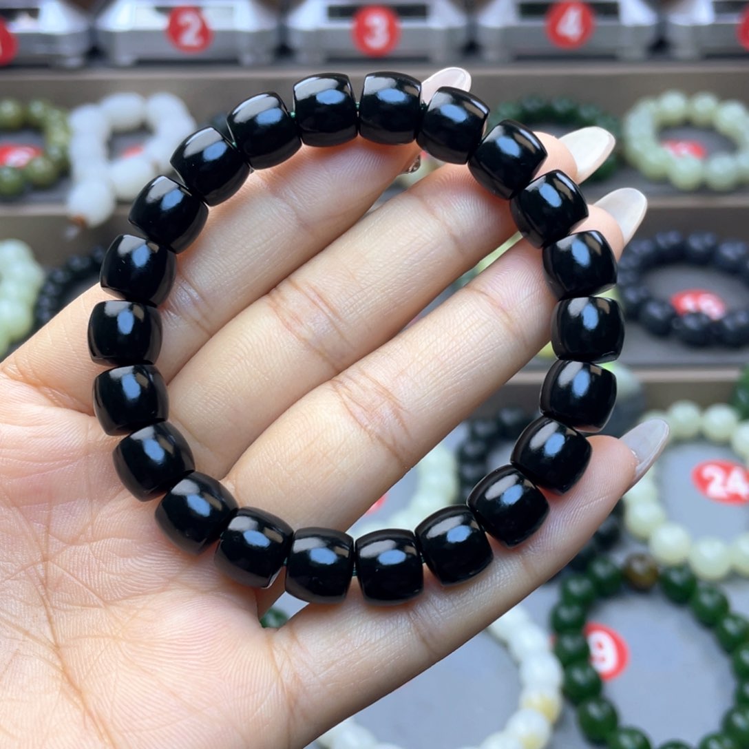 和田玉手串未镶嵌