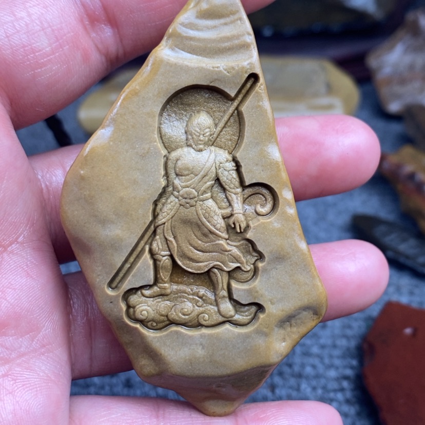 【闪购商品】原石雕刻手把件