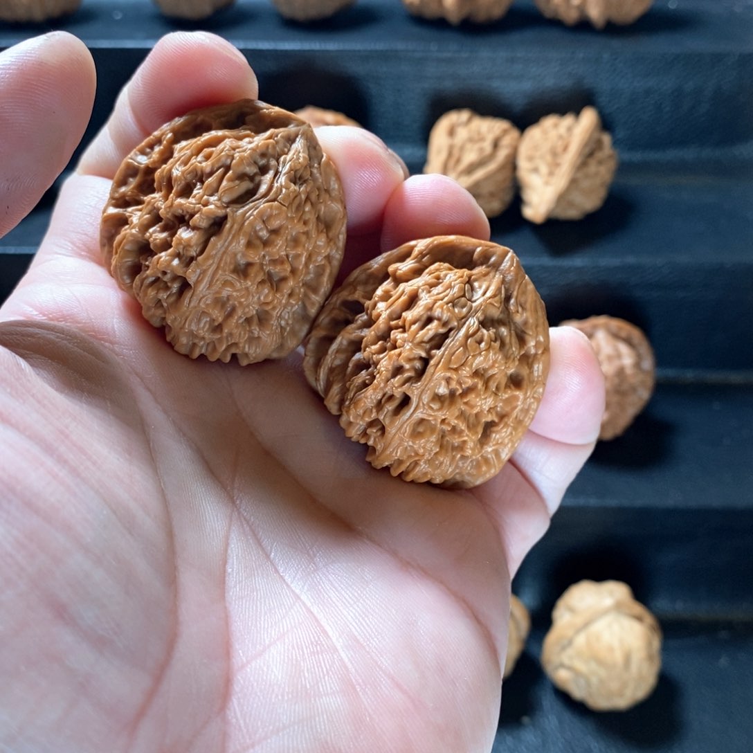 桃核把件原生态涿鹿南疆38