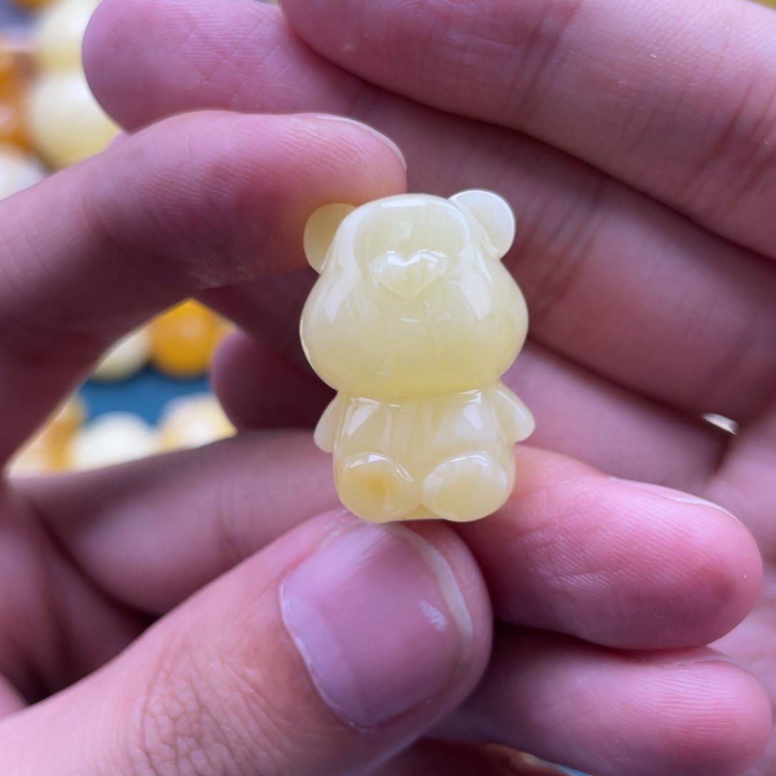 琥珀未镶嵌裸石蜜蜡