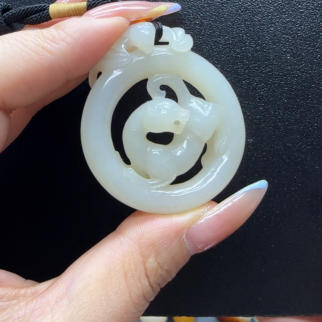 和田玉未镶嵌挂件