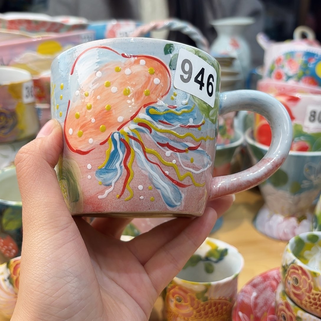 瓷片兔兔盖茨。兔兔好