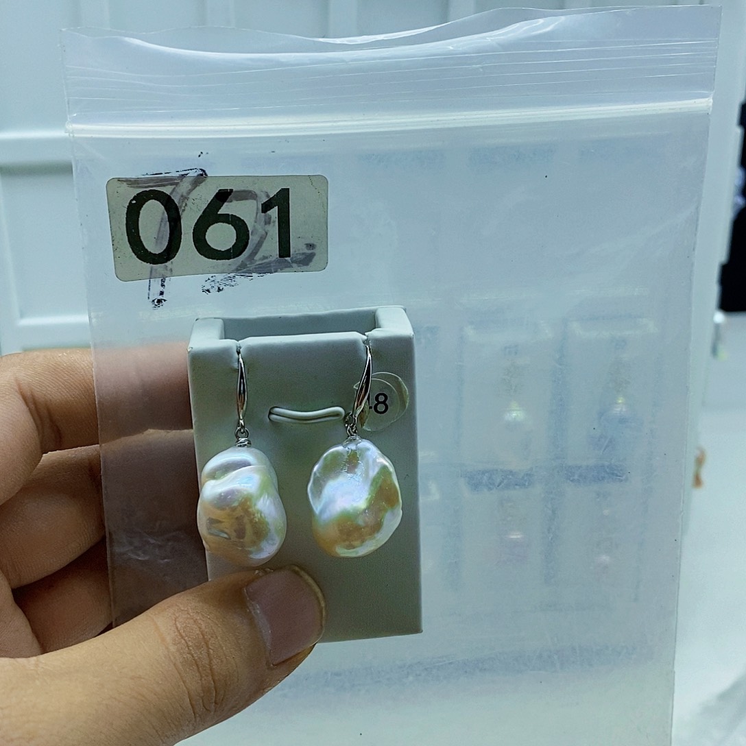 颈饰合金淡水珍珠