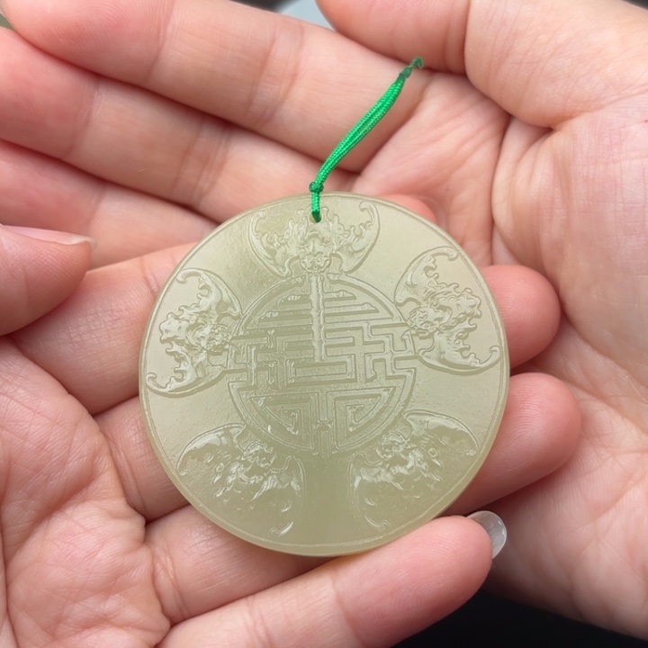 未镶嵌和田玉挂件