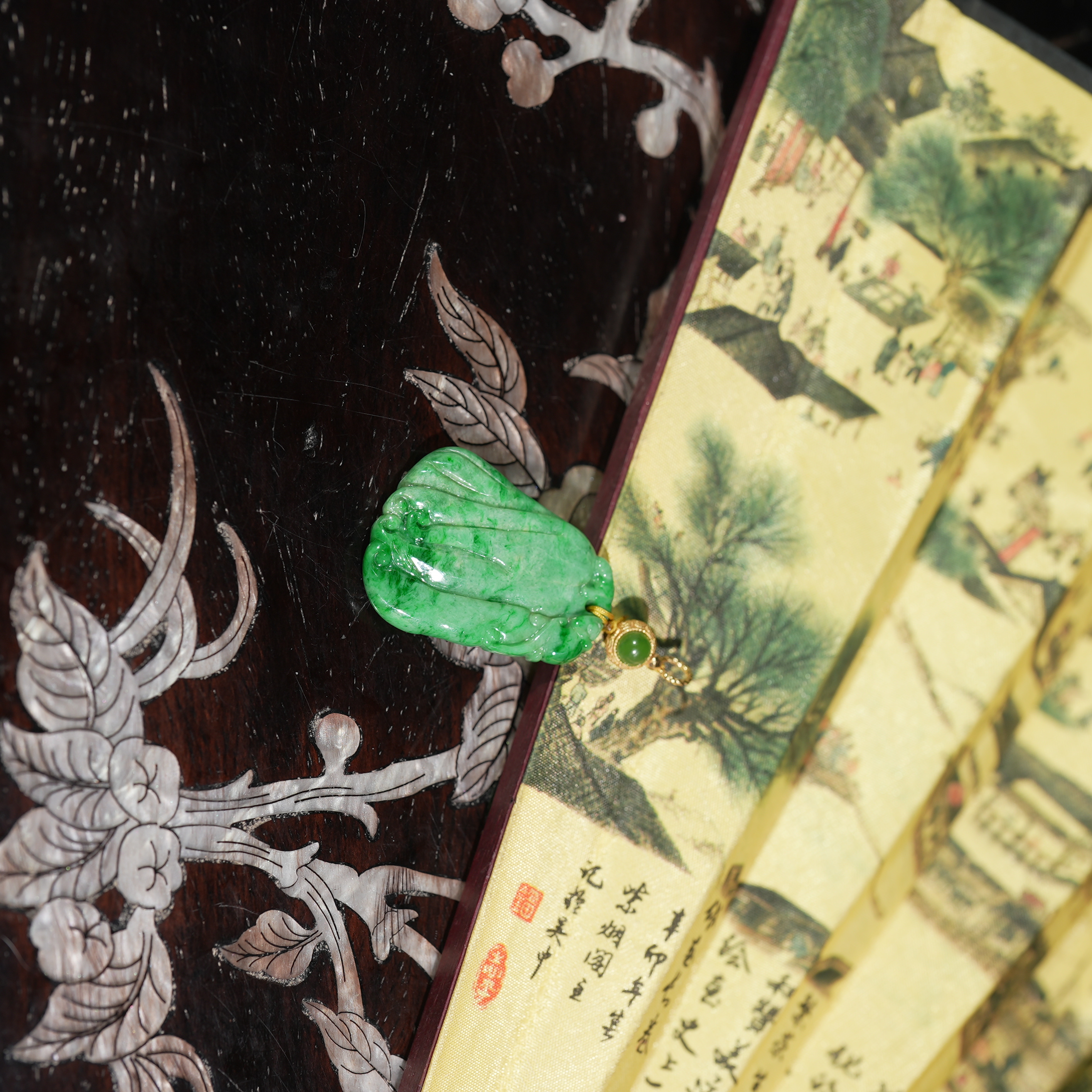 1.19香港王老板-翡翠s925银镶嵌吊坠4y225