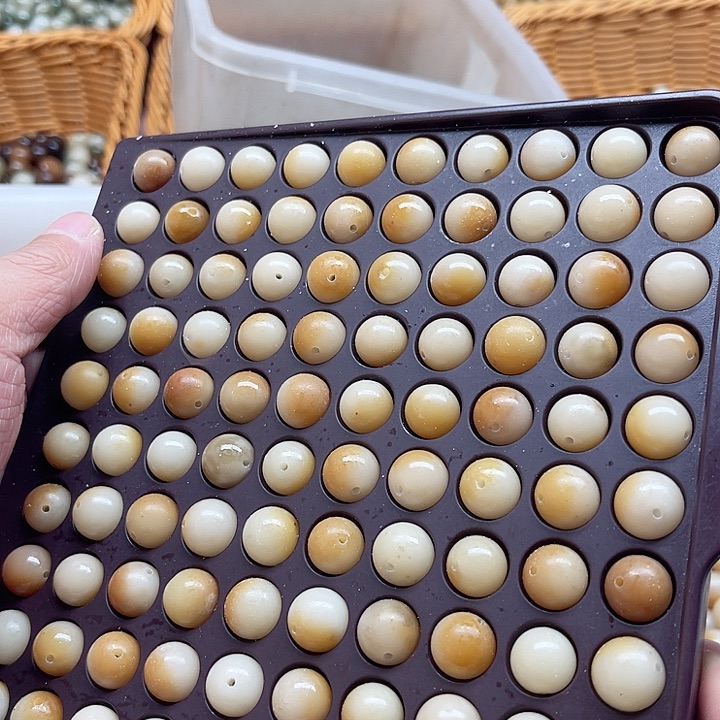 白玉菩提吊坠瑕疵12炭烤圆珠50颗卡灯牌宠64颗