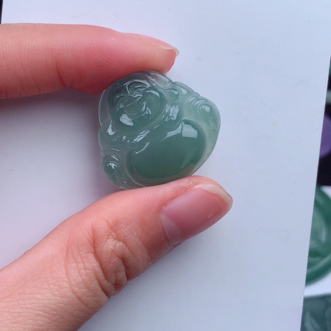 天然的缅料a货吊坠挂件