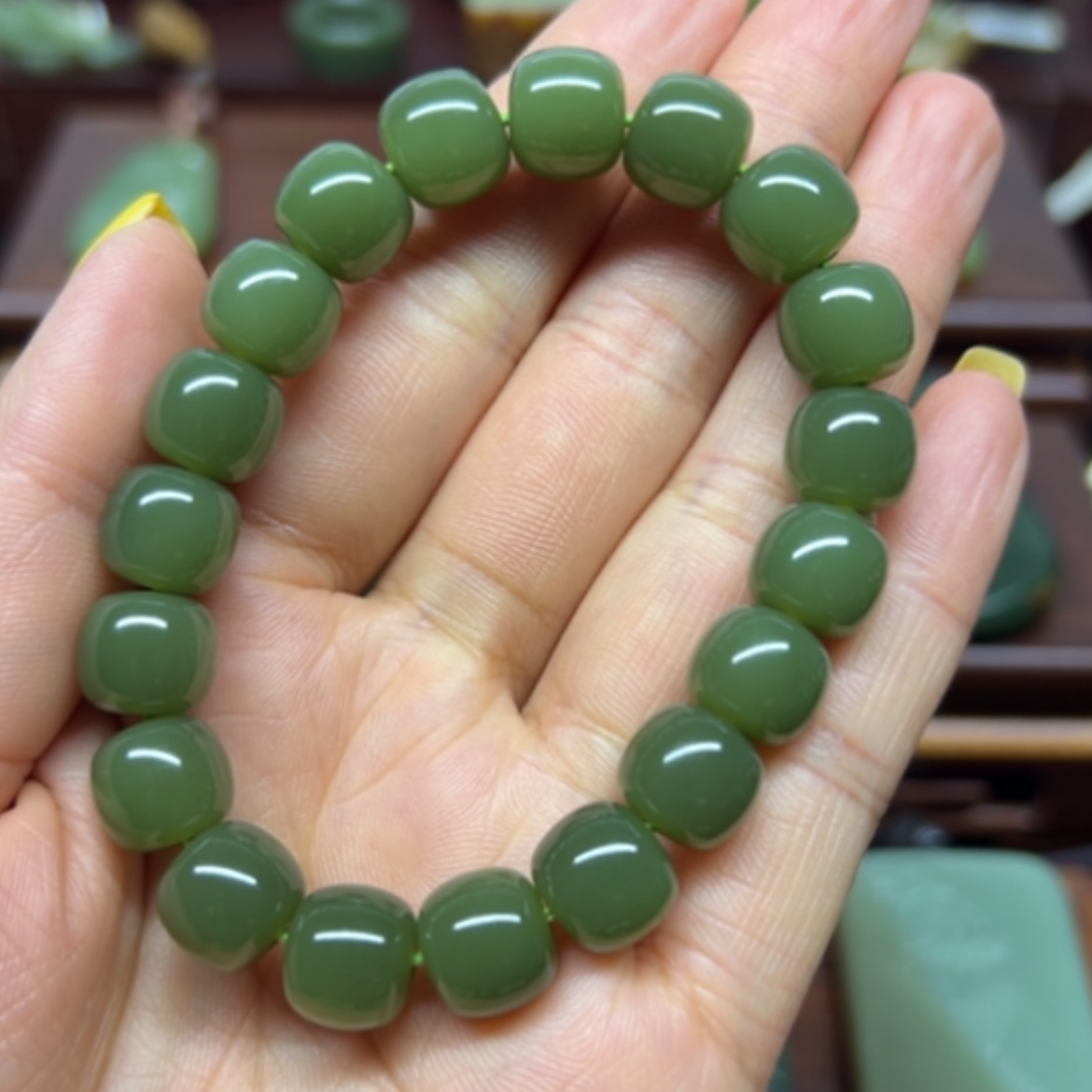 【闪购商品】岫岩老玉（透闪石质玉）手链未镶嵌大***1