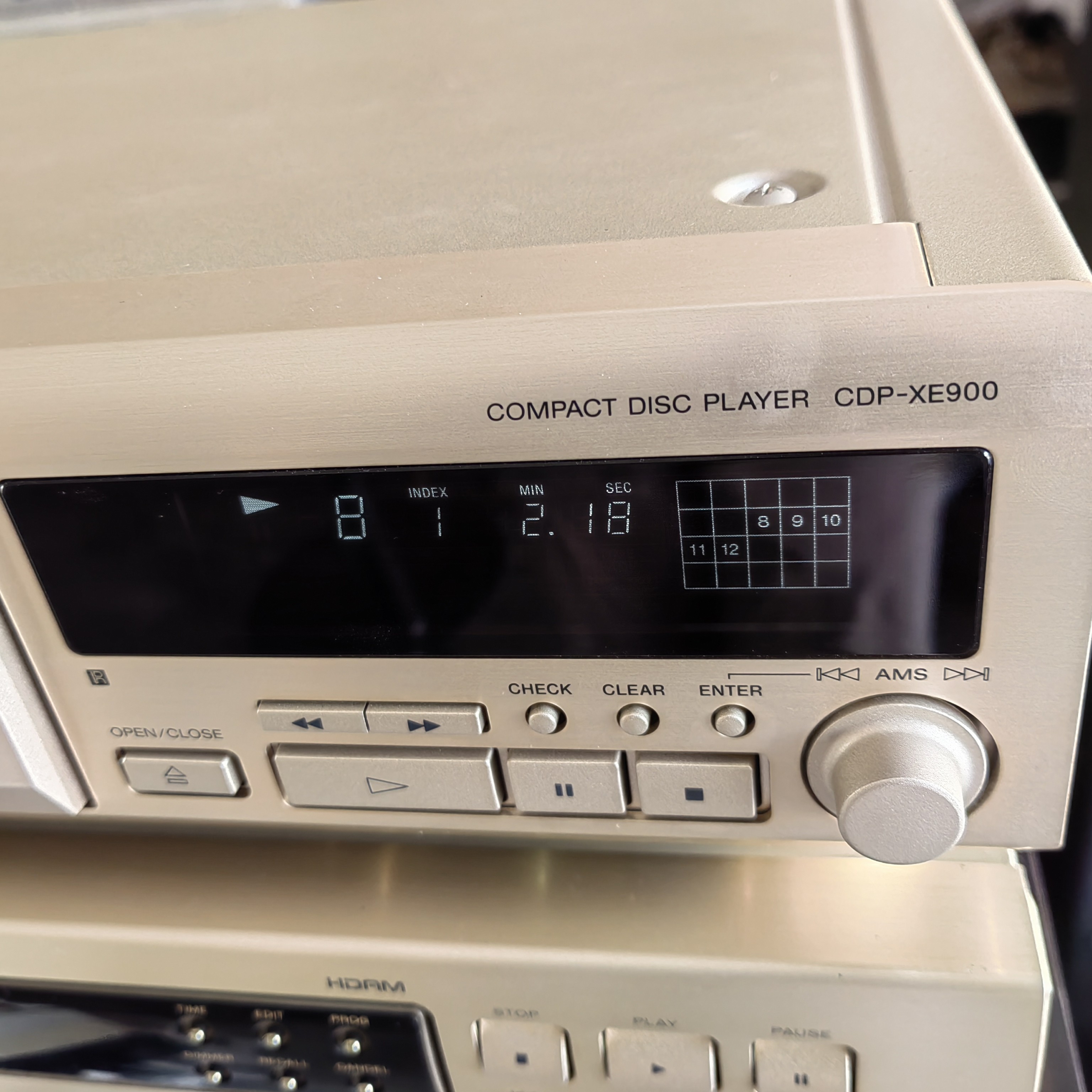 纯CD机XE900，使用220伏，不包邮