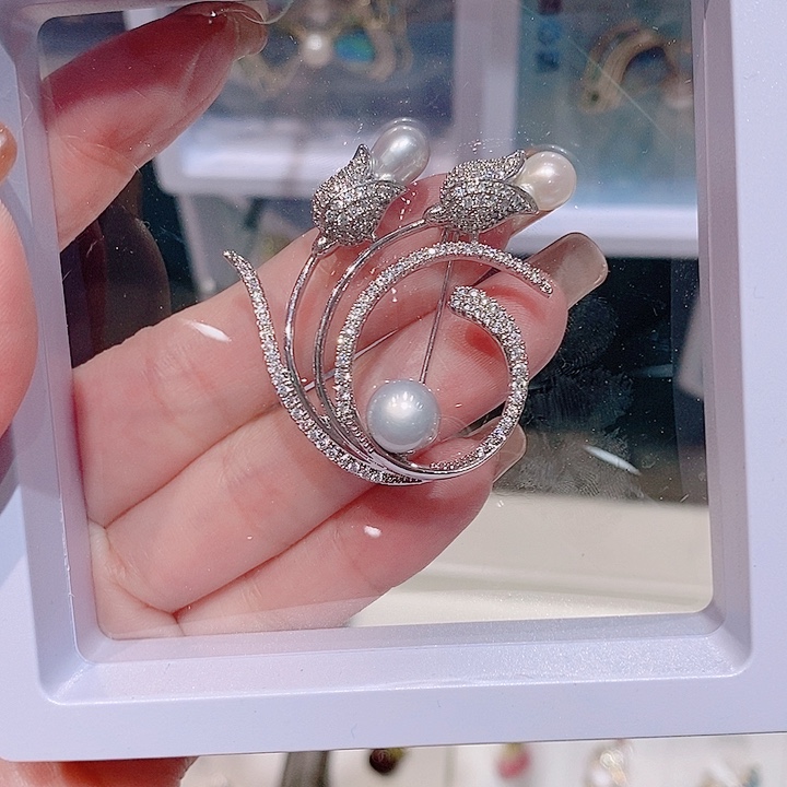 锆石铜合金珍珠郁金香胸针