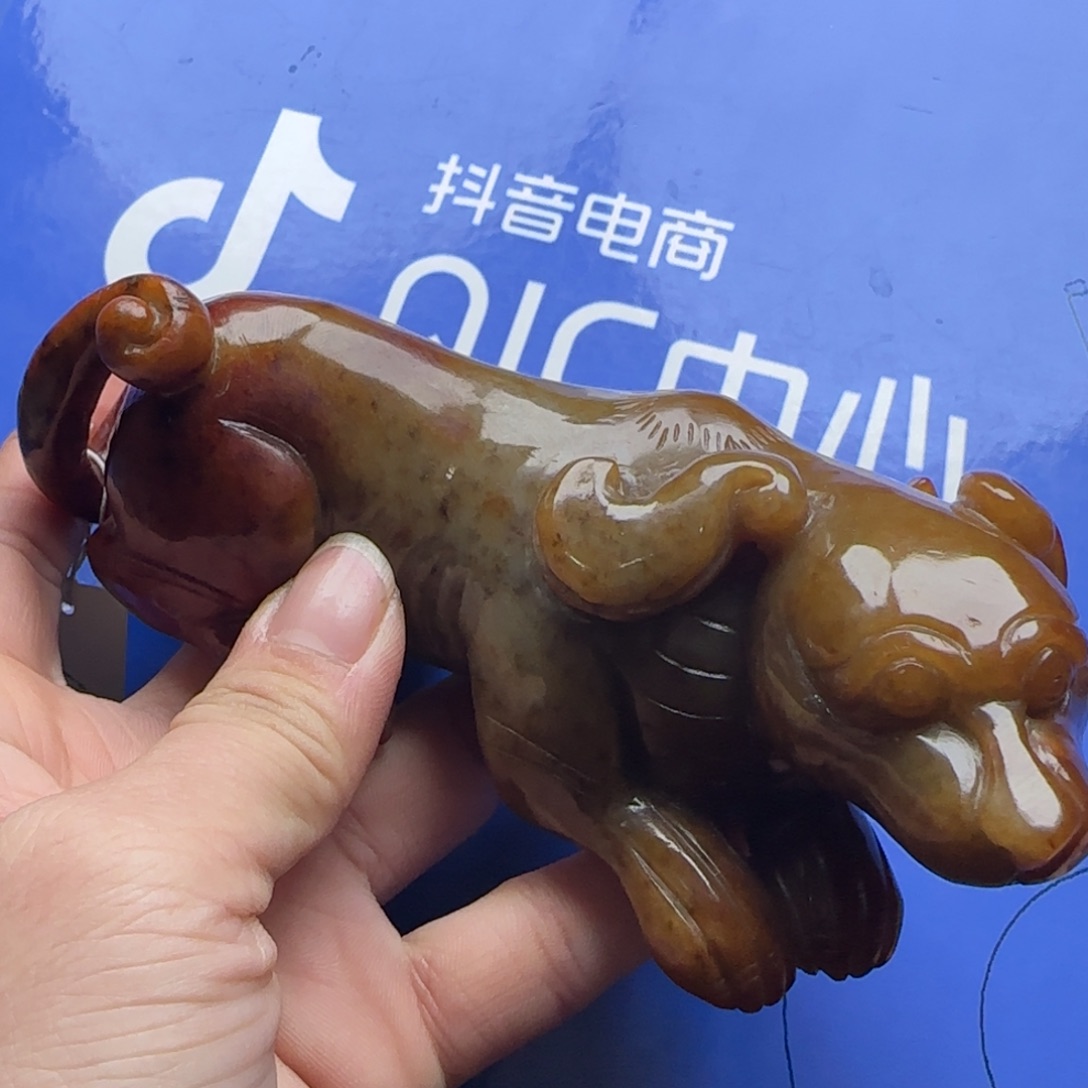 和田玉把件未镶嵌罗*?