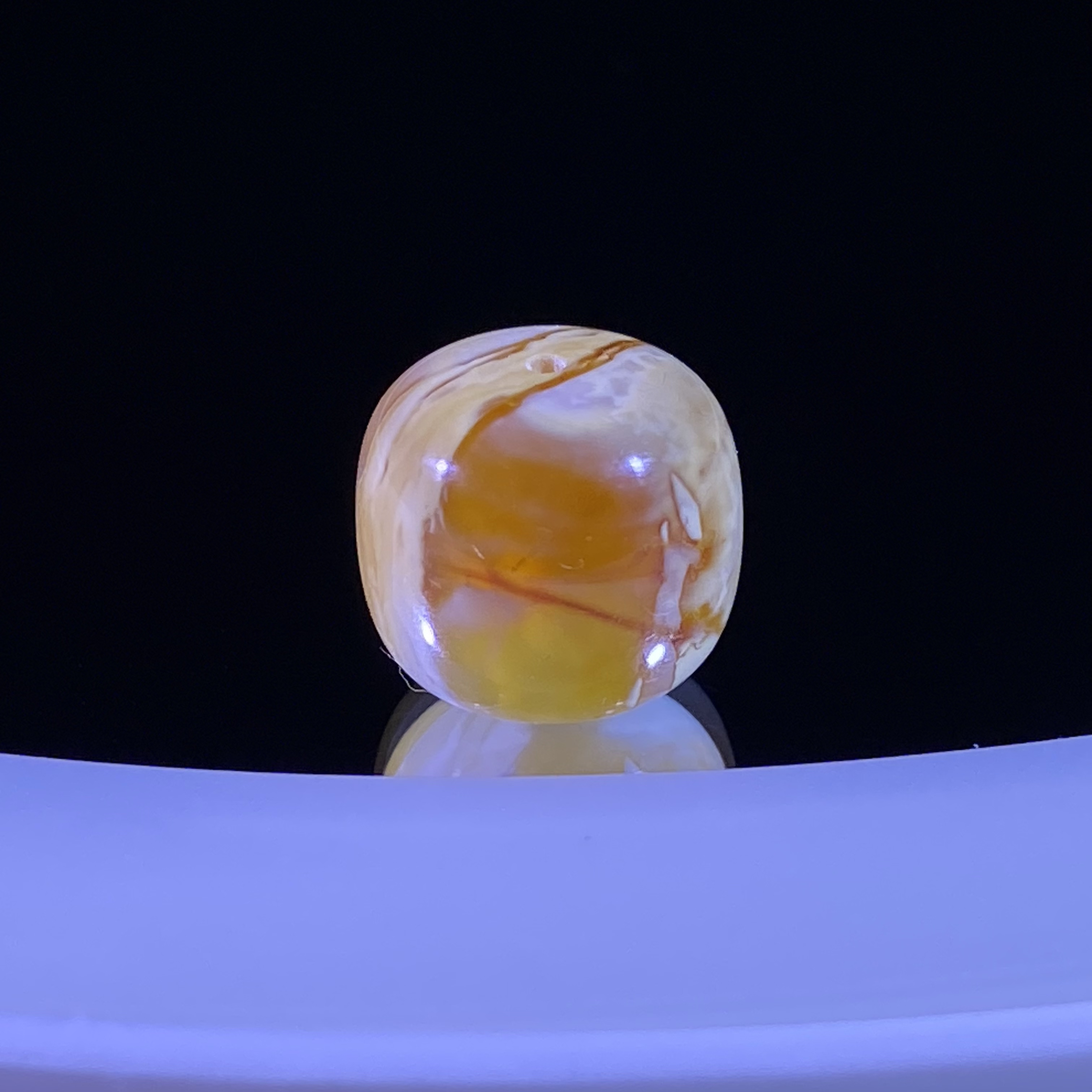 12mm紫沁红妖特色蜜蜡老型 紫沁妖孽高货