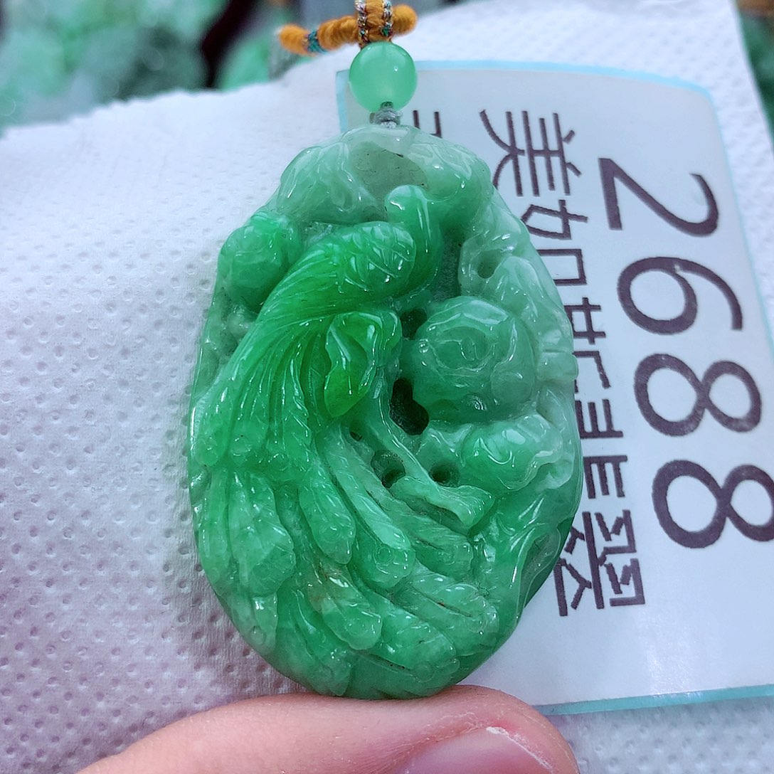 吊坠(不含链)未镶嵌翡翠