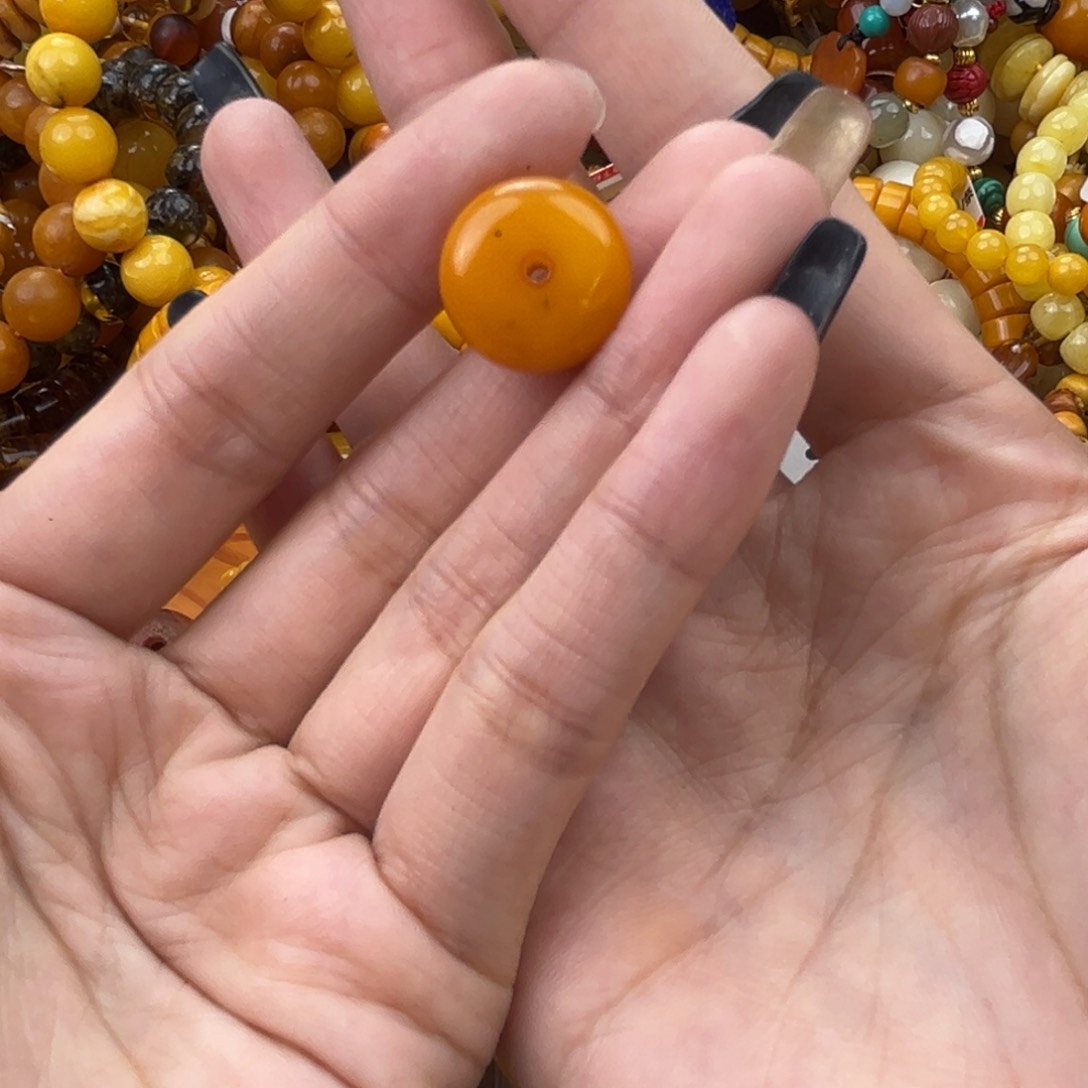 琥珀珠宝奇石未镶嵌