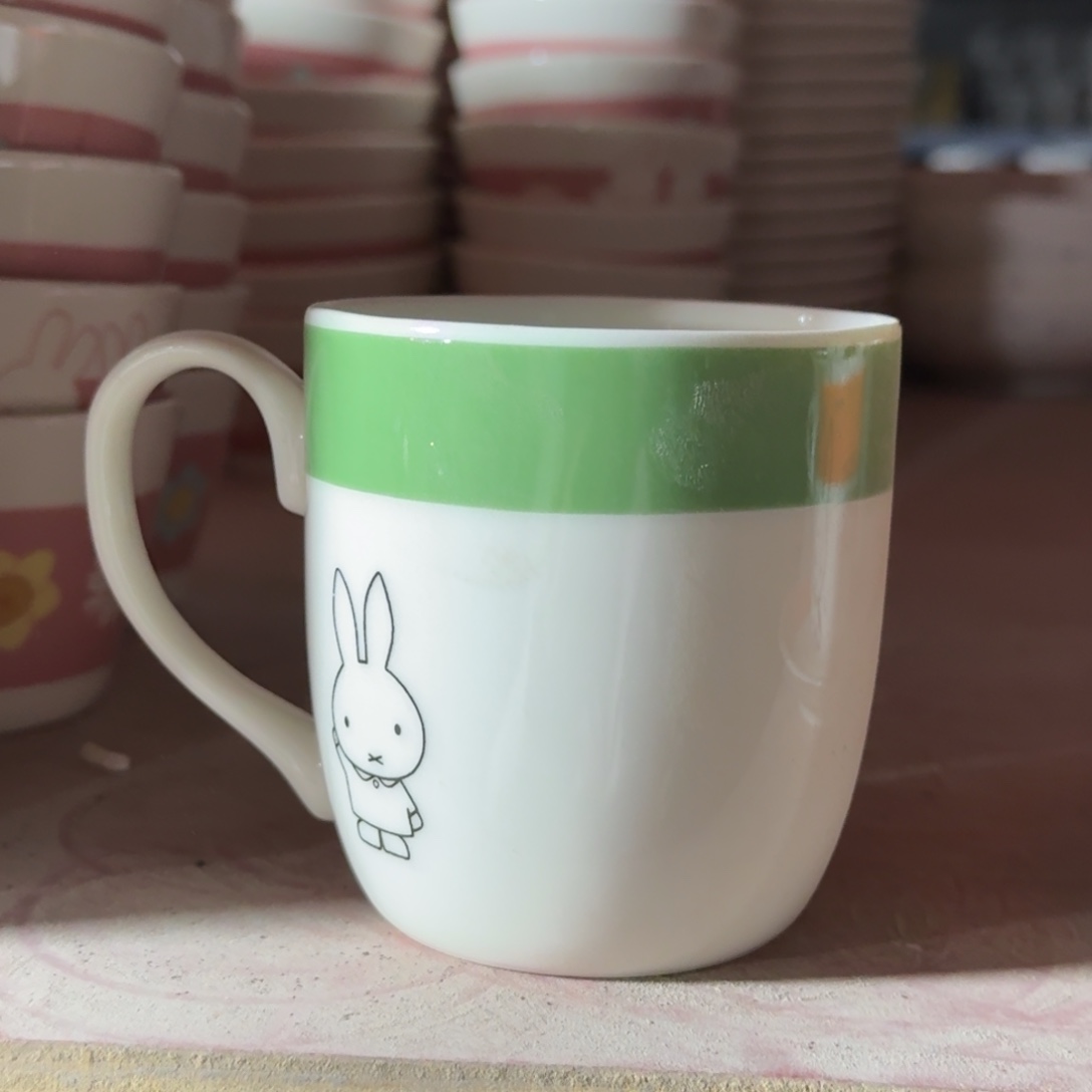 瓷片这个世界都是瑕疵