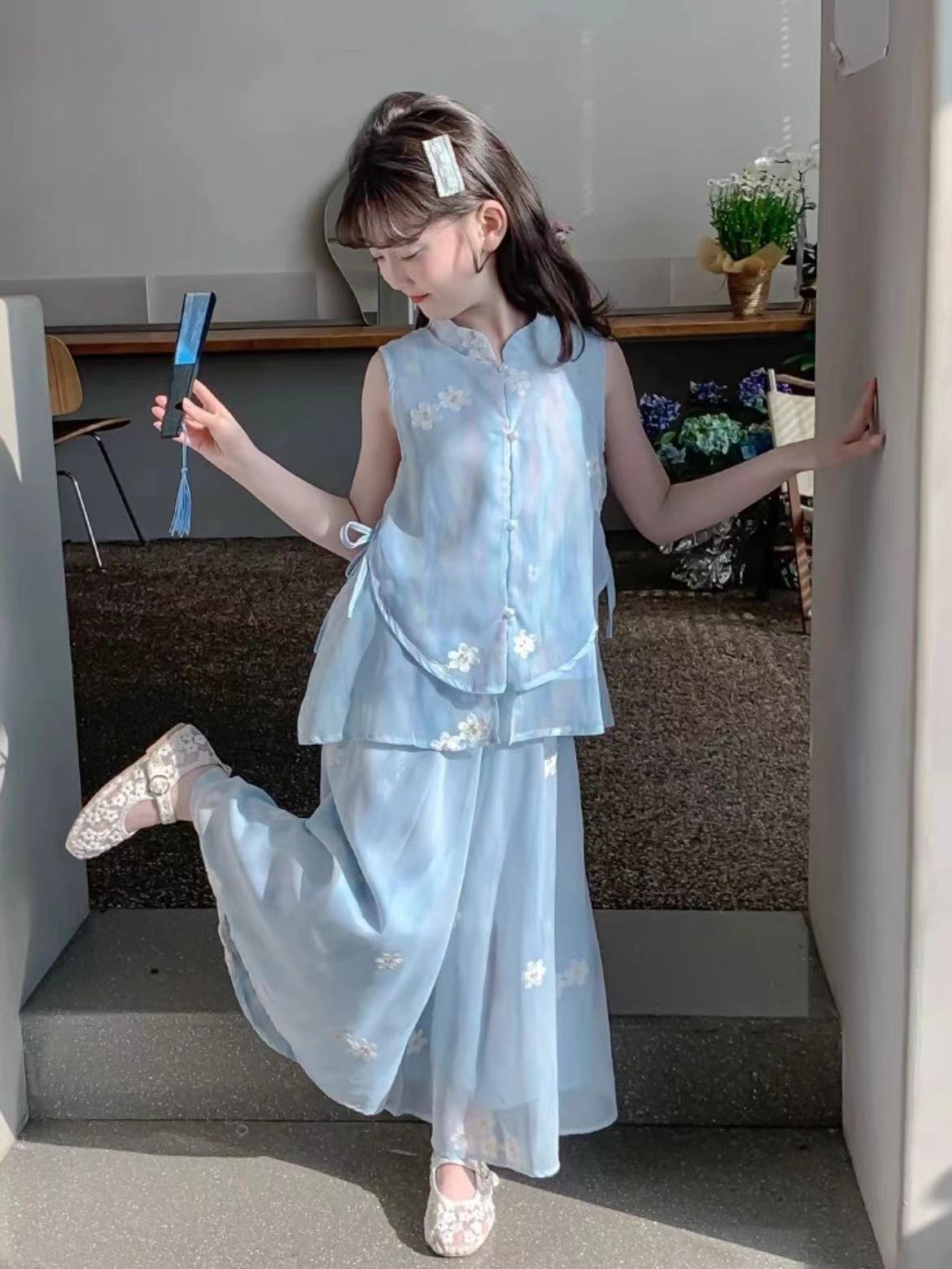 2025新夏女童款刺绣碎花套装国风薄款复古