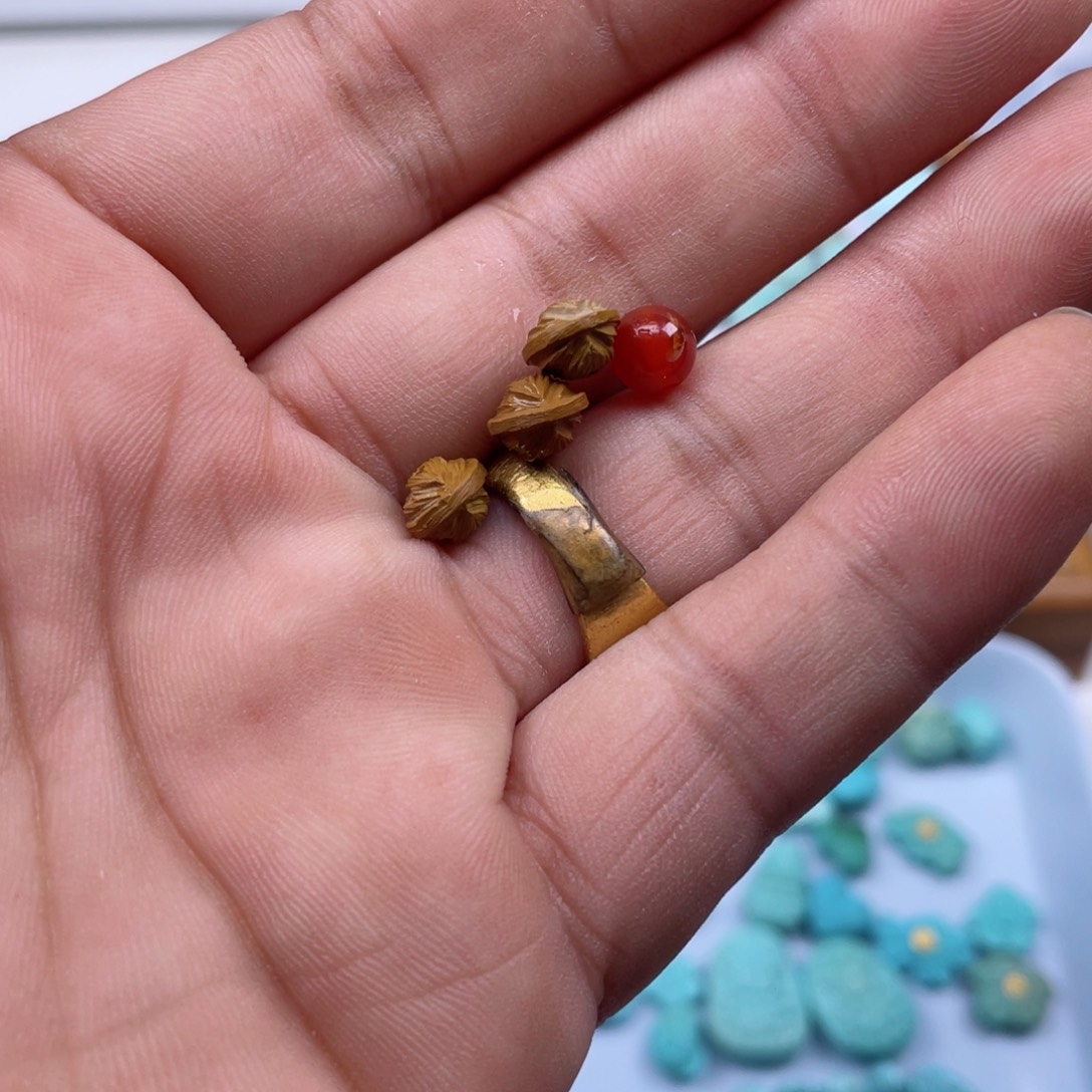 颈饰未镶嵌南红玛瑙132