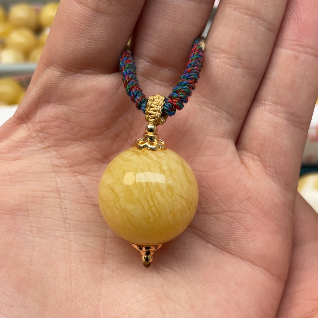 蜜蜡裸石未镶嵌蜜蜡23+