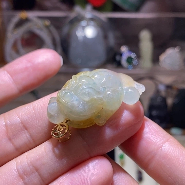 天然缅甸A货翡翠18K金镶嵌手工精雕黄翡特色件金蟾精美百搭2200