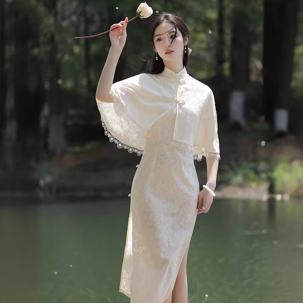 司藤法式改良旗袍新款2025新款秋装年轻款女复古中长袖披肩两件套