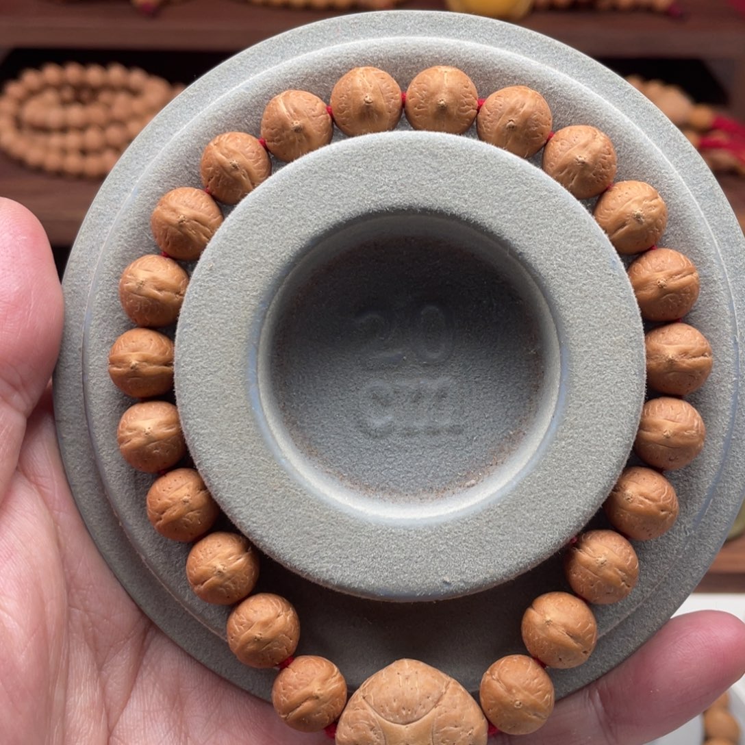 吊坠凤眼菩提尼泊尔实心老树王