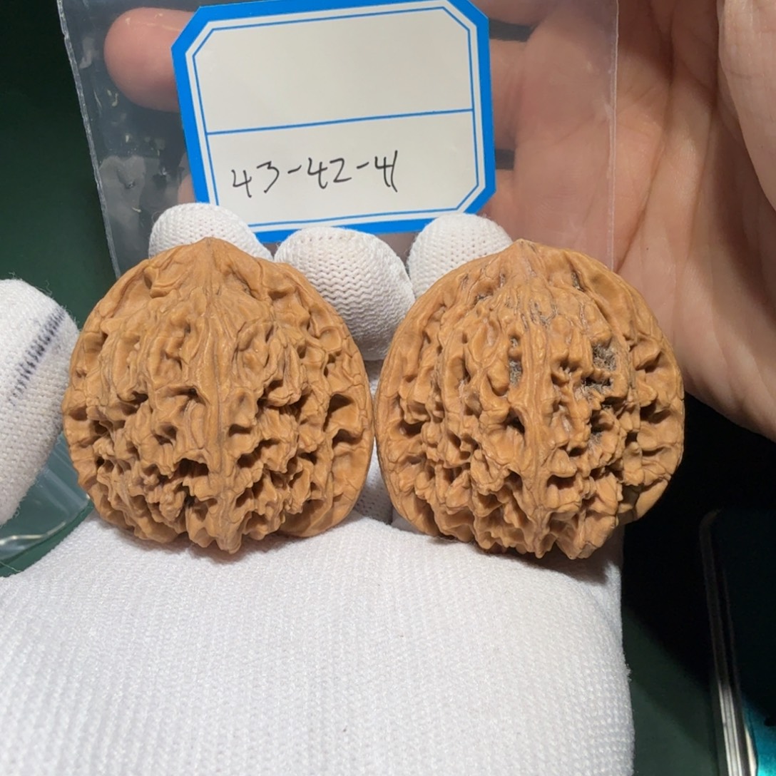 吊坠文玩核桃南疆村一代万字20