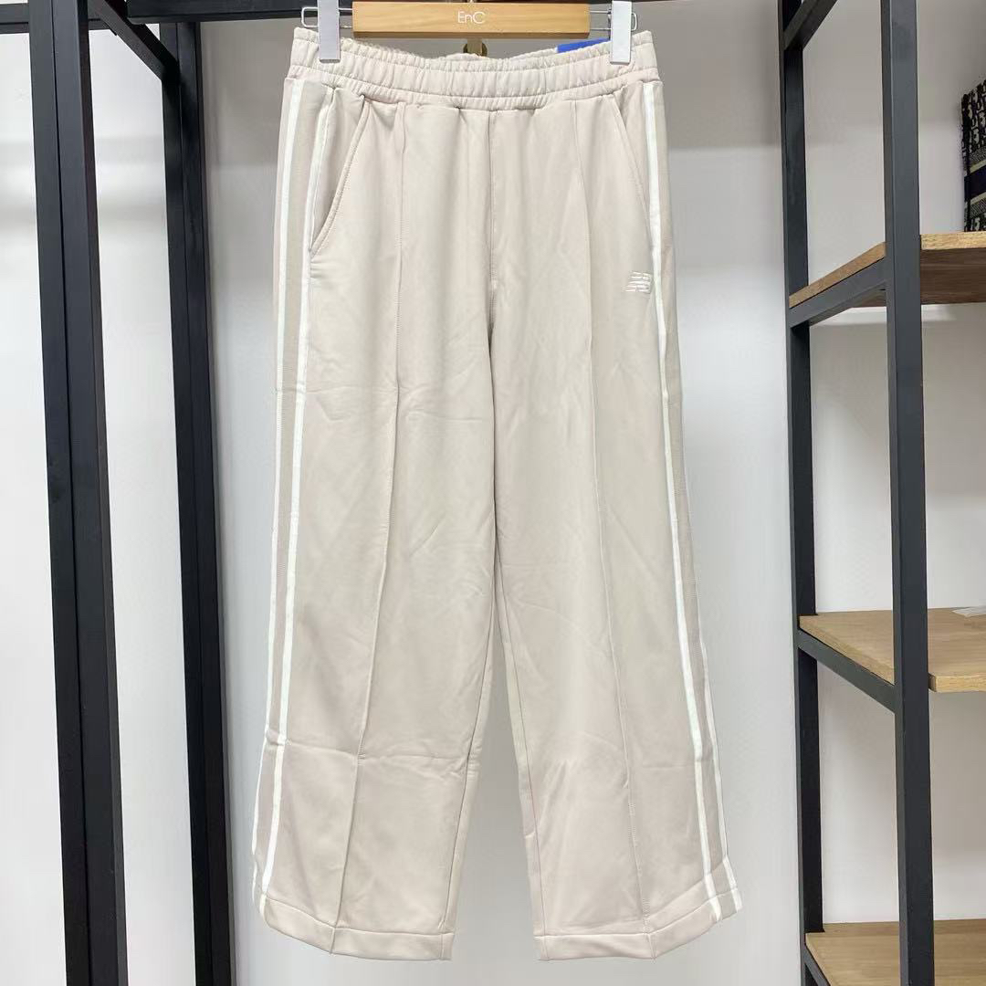 New balance 瑕疵特卖