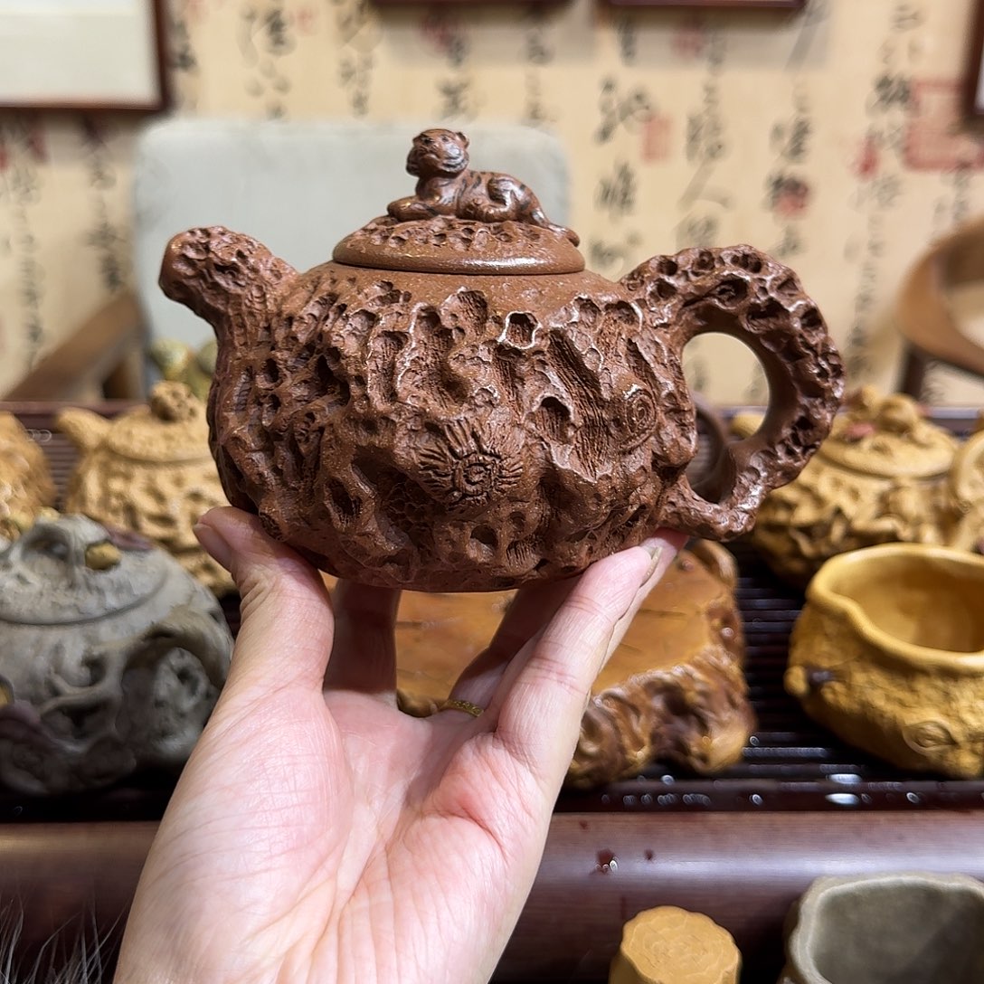 紫砂茶壶五彩段供春