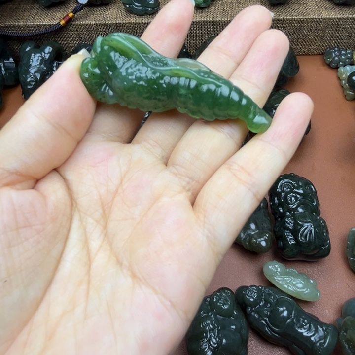 我***素和田玉未镶嵌挂件